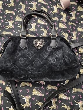Juicy Heart Monogram Velvet Satchel Handbag - Black